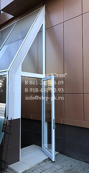 Алюминиевые двери из профиля Alutech ALT C48